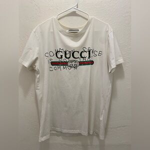 Gucci Cream Graphic Tee for Men